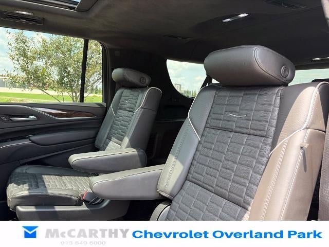 2022 Cadillac Escalade ESV Sport Platinum