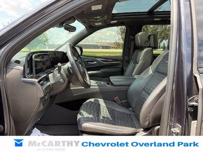 2022 Cadillac Escalade ESV Sport Platinum