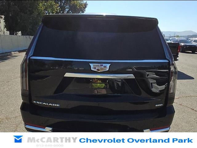 2025 Cadillac Escalade Luxury