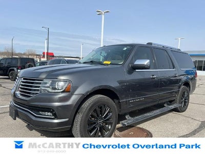 2015 Lincoln Navigator L Base