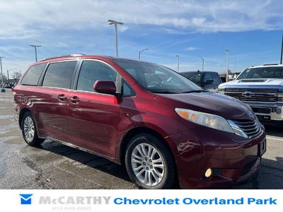 2011 Toyota Sienna XLE AAS