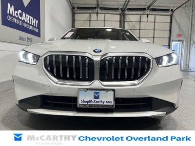 2025 BMW 5 Series 530i xDrive