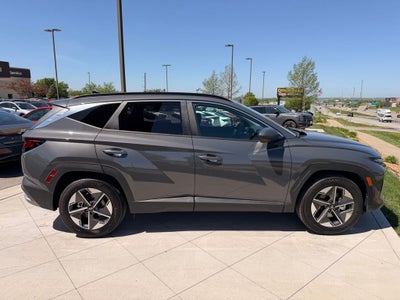 2025 Hyundai TUCSON SEL FWD