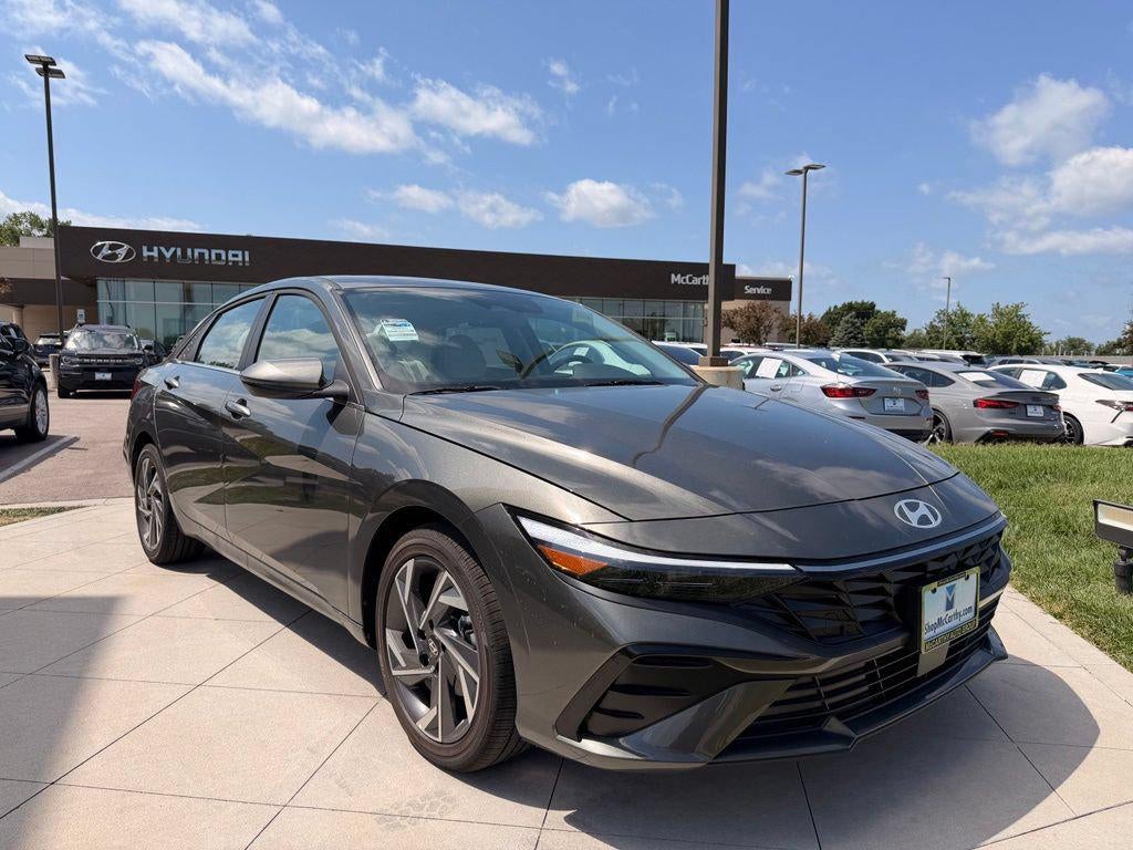 2026 Hyundai ELANTRA Limited