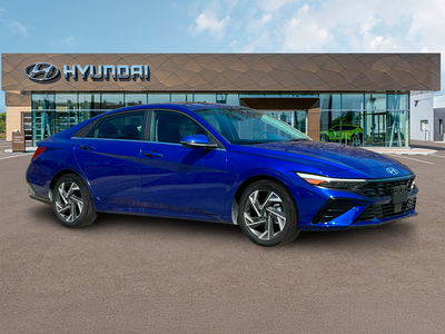 2025 Hyundai ELANTRA Limited