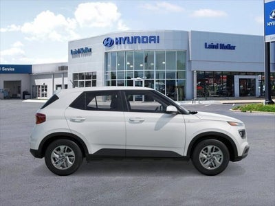 2026 Hyundai VENUE SE