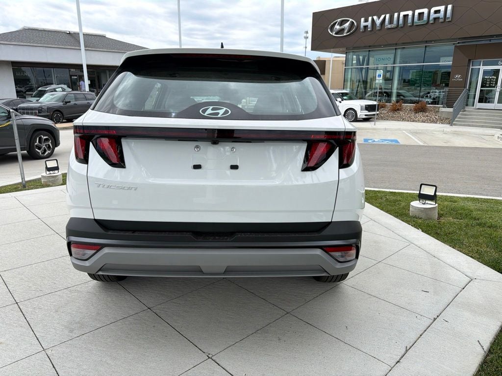 2026 Hyundai TUCSON SE