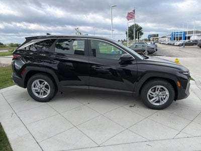 2026 Hyundai TUCSON SE