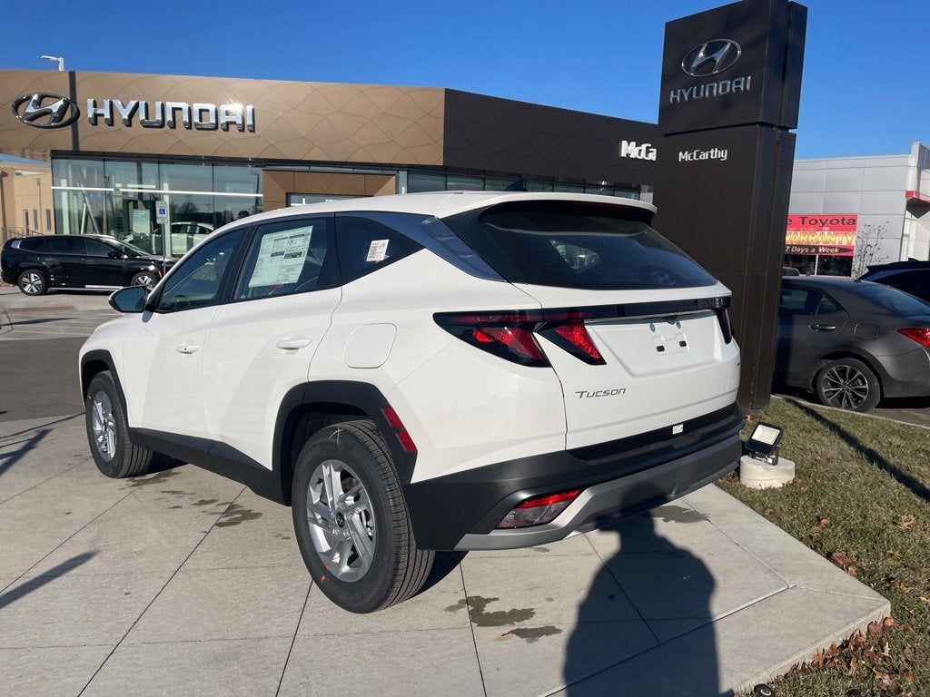2026 Hyundai TUCSON SE