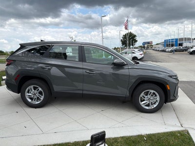 2026 Hyundai TUCSON SE