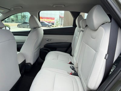2026 Hyundai TUCSON SE