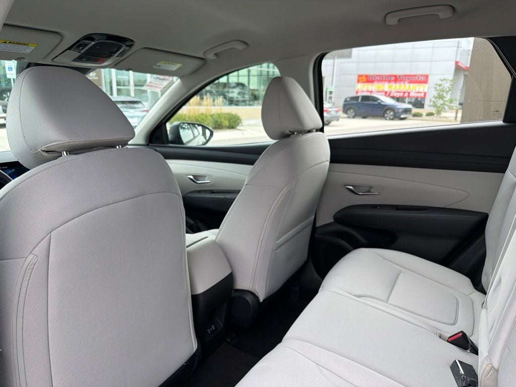 2026 Hyundai TUCSON SE
