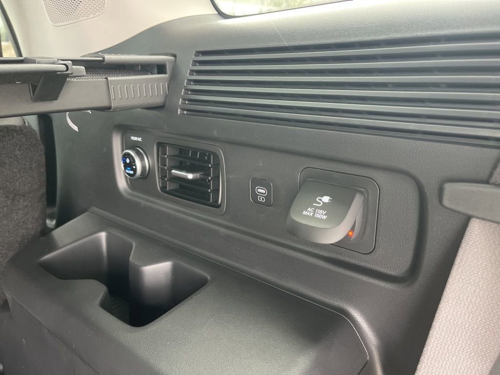 2026 Hyundai SANTA FE HYBRID Limited 6P