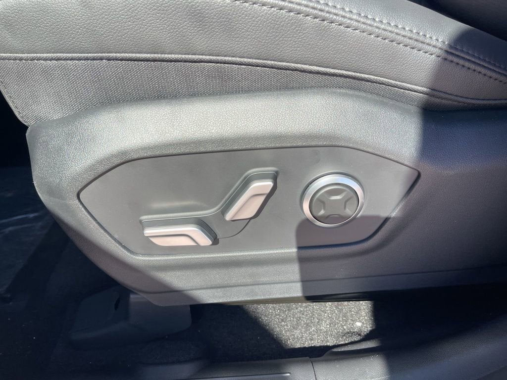 2026 Hyundai SANTA FE HYBRID Limited 6P