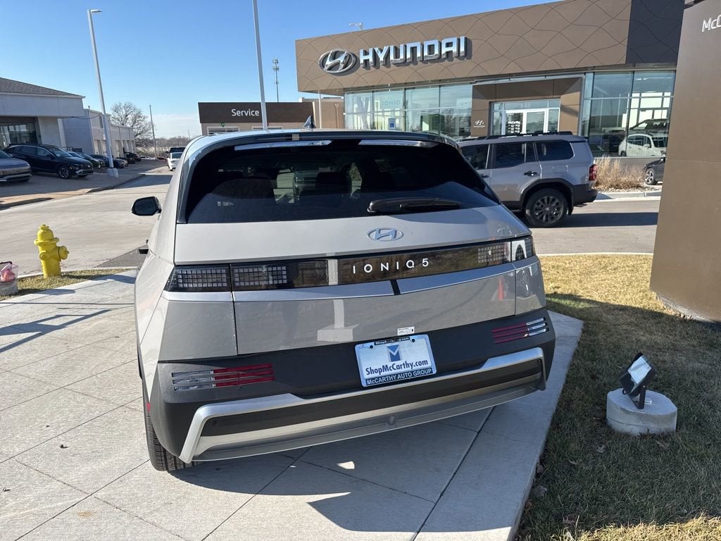 2026 Hyundai IONIQ 5 SE