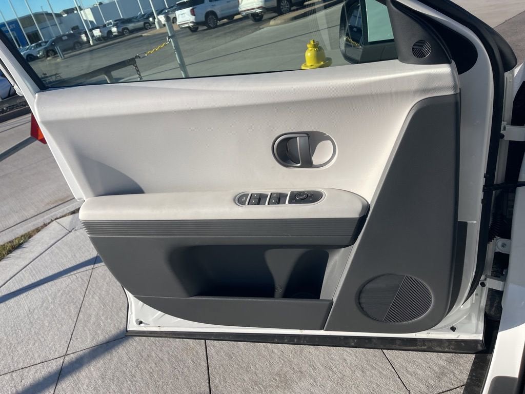 2026 Hyundai IONIQ 5 SE