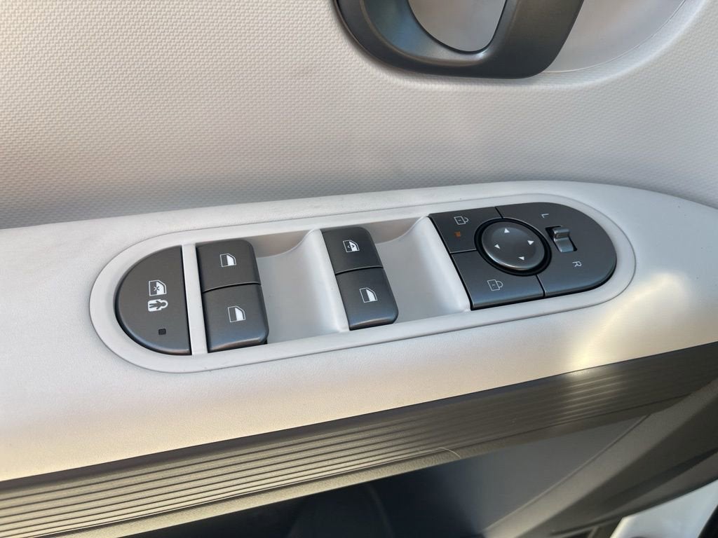 2026 Hyundai IONIQ 5 SE