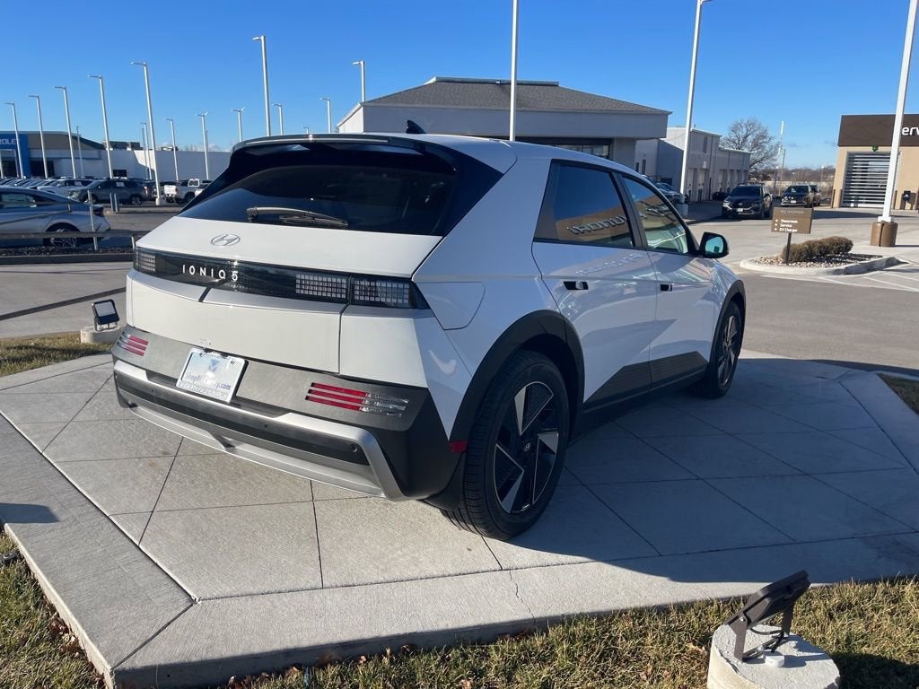 2026 Hyundai IONIQ 5 SE