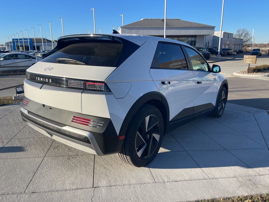 2026 Hyundai IONIQ 5 SE