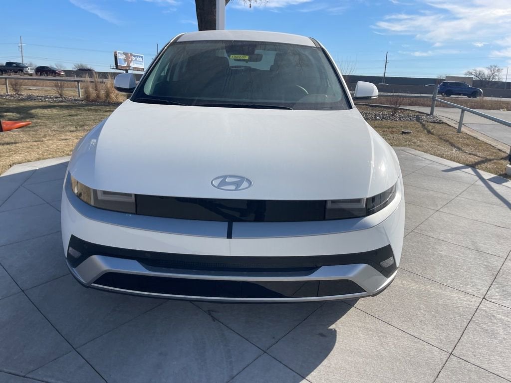 2026 Hyundai IONIQ 5 SE