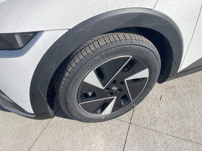 2026 Hyundai IONIQ 5 SE
