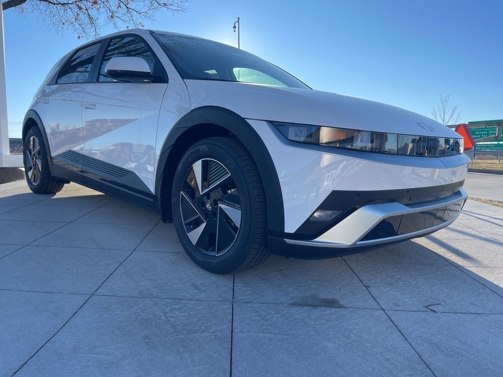 2026 Hyundai IONIQ 5 SE