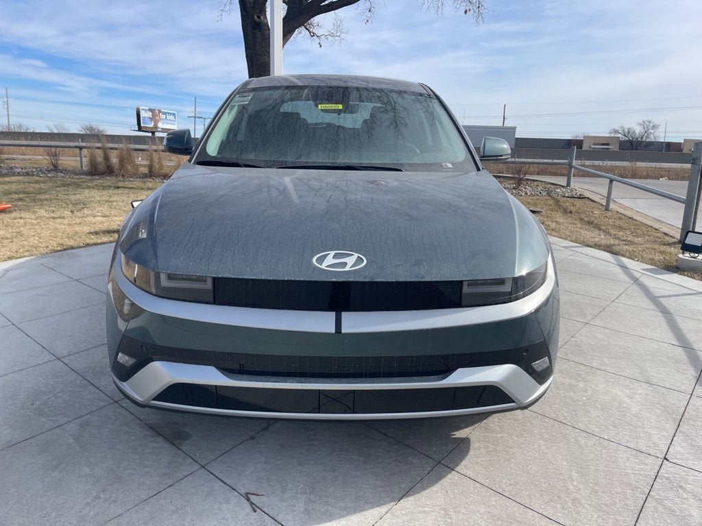 2026 Hyundai IONIQ 5 SE