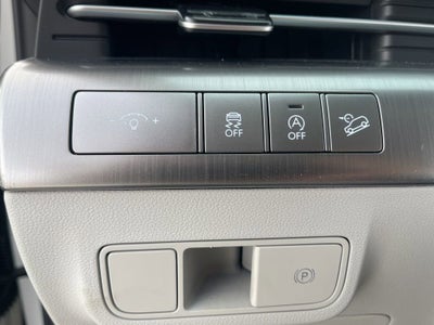 2026 Hyundai KONA SE