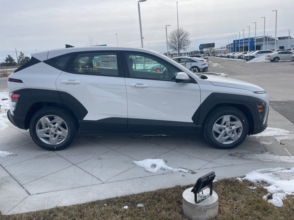 2026 Hyundai KONA SE