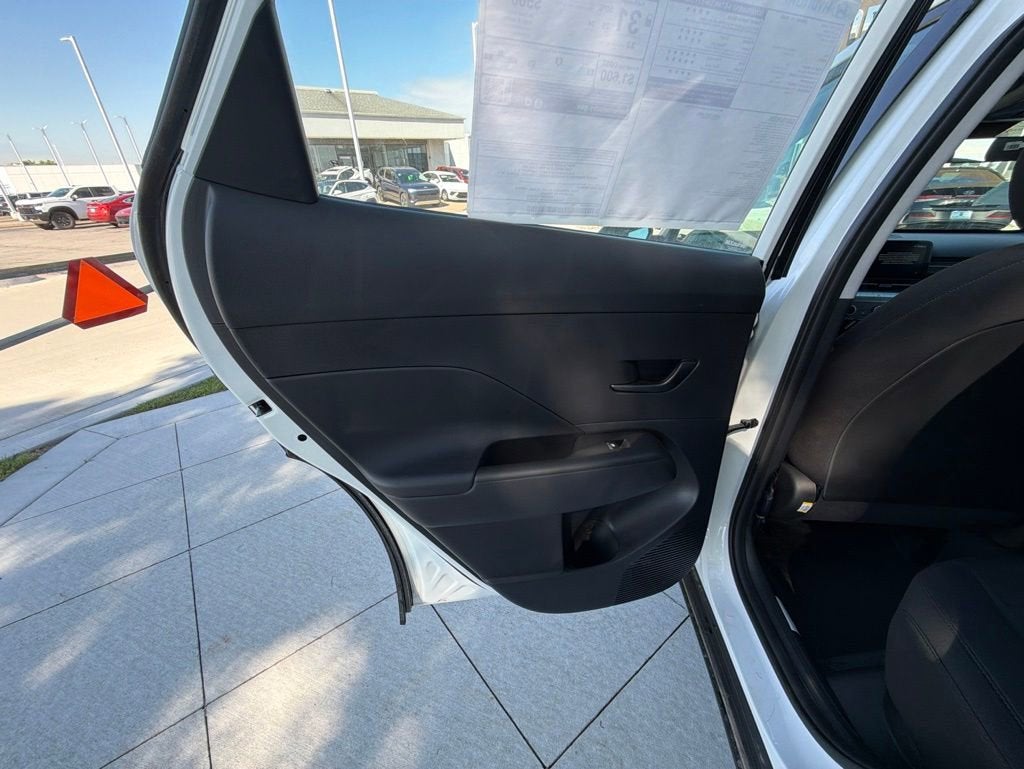 2026 Hyundai KONA SE