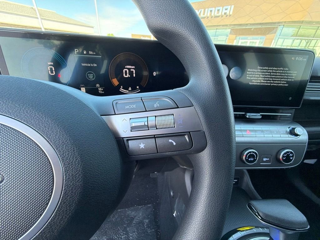 2026 Hyundai KONA SE