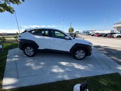 2026 Hyundai KONA SE