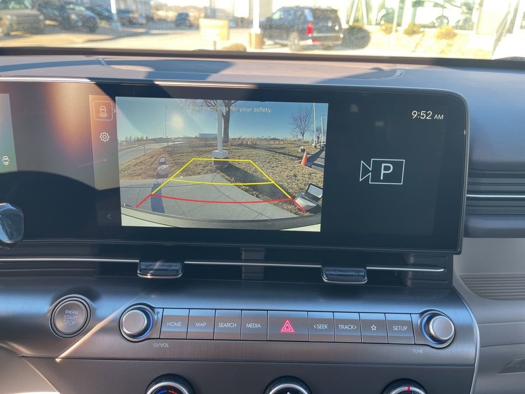 2026 Hyundai KONA SE