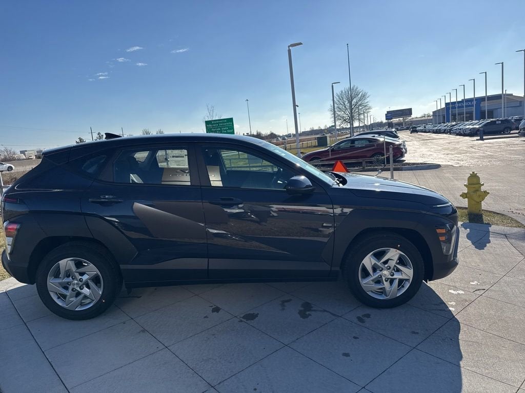 2026 Hyundai KONA SE