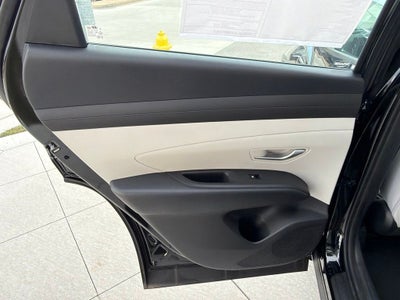 2026 Hyundai TUCSON HYBRID SE