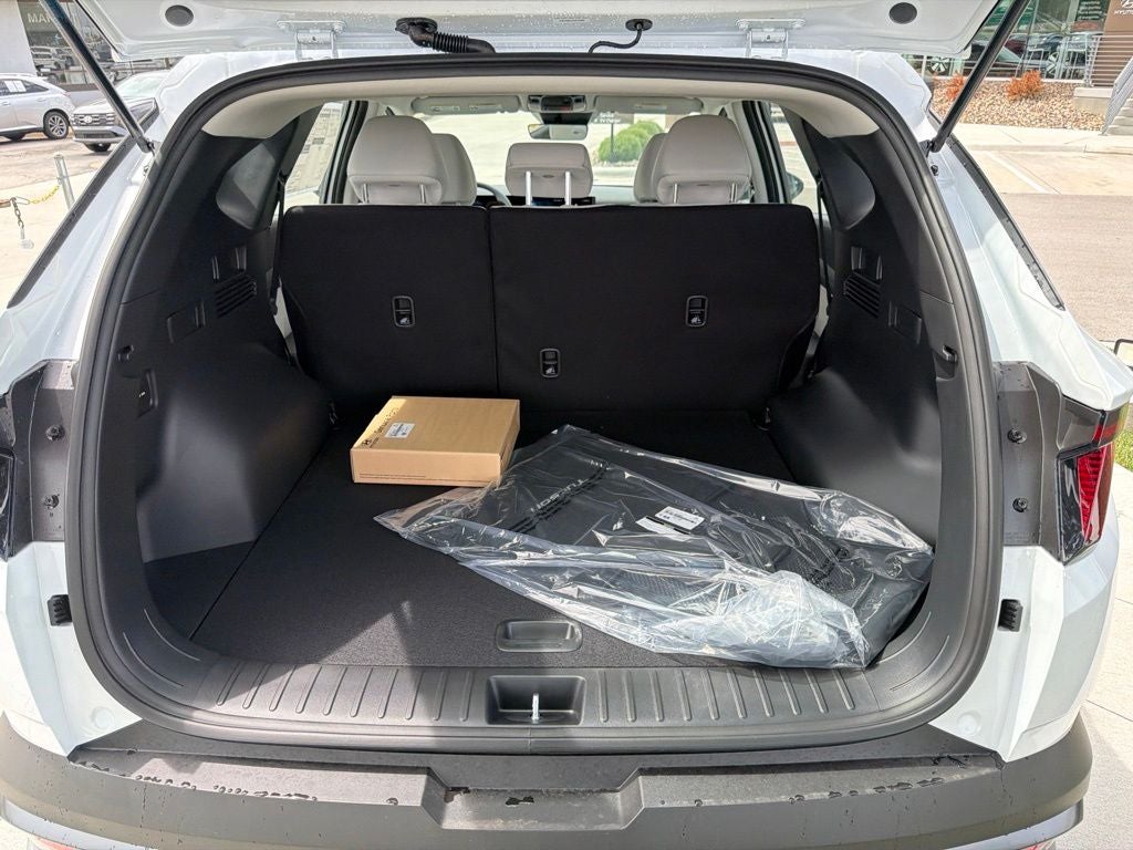 2026 Hyundai TUCSON HYBRID Blue SE