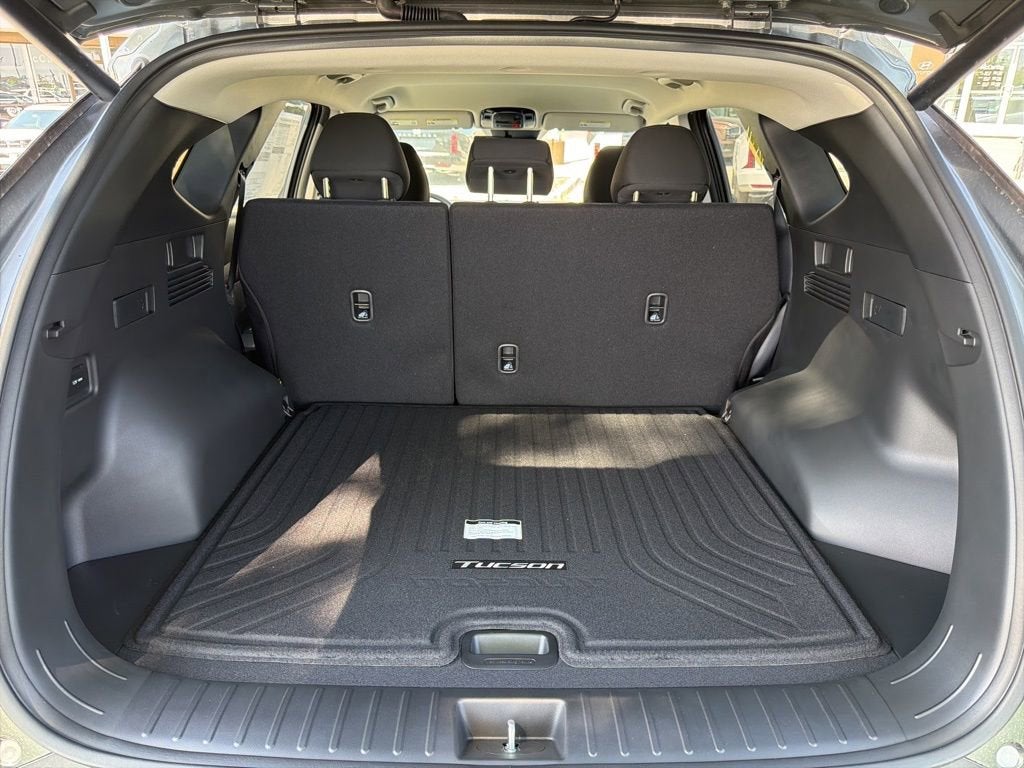 2026 Hyundai TUCSON HYBRID SEL