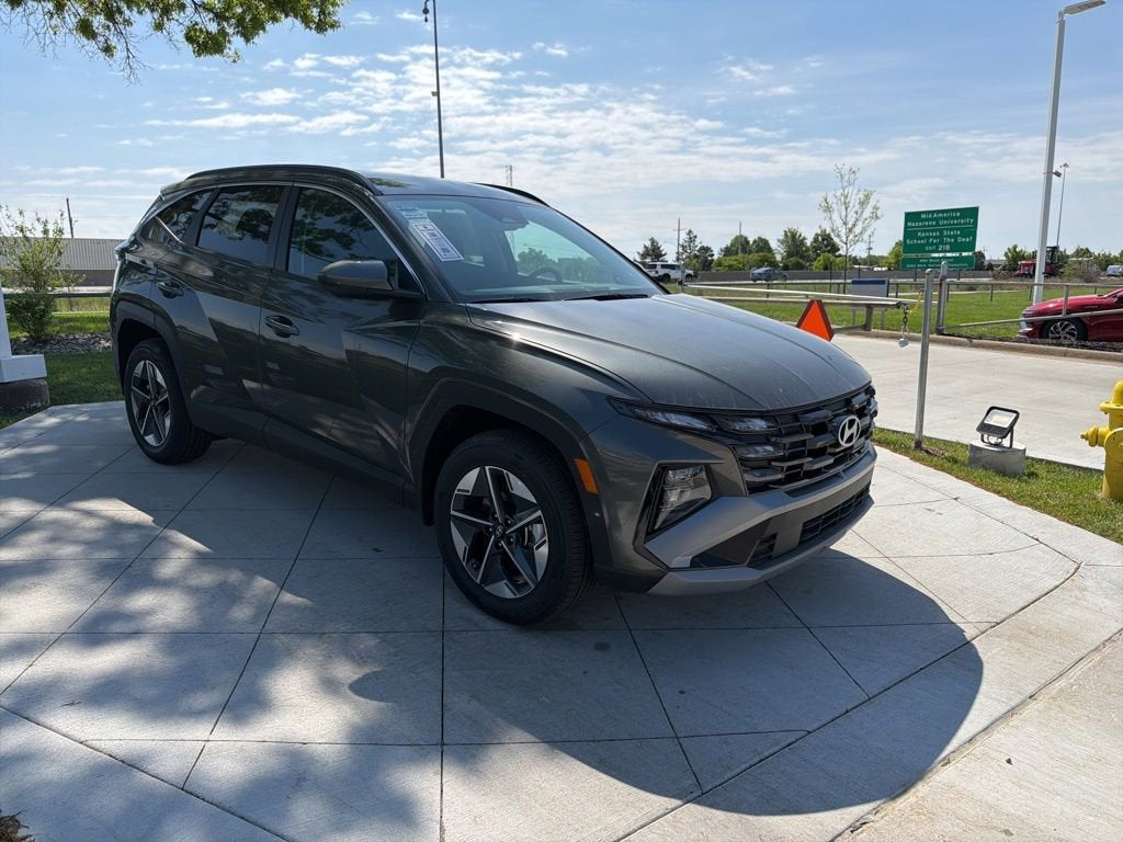 2026 Hyundai TUCSON HYBRID SEL