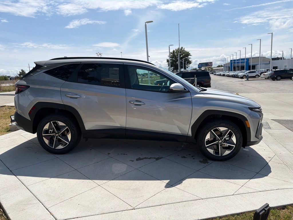 2026 Hyundai TUCSON HYBRID SEL