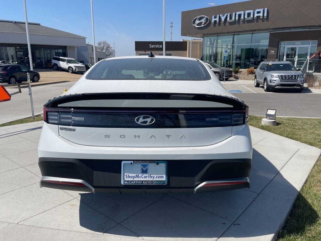 2026 Hyundai SONATA SE