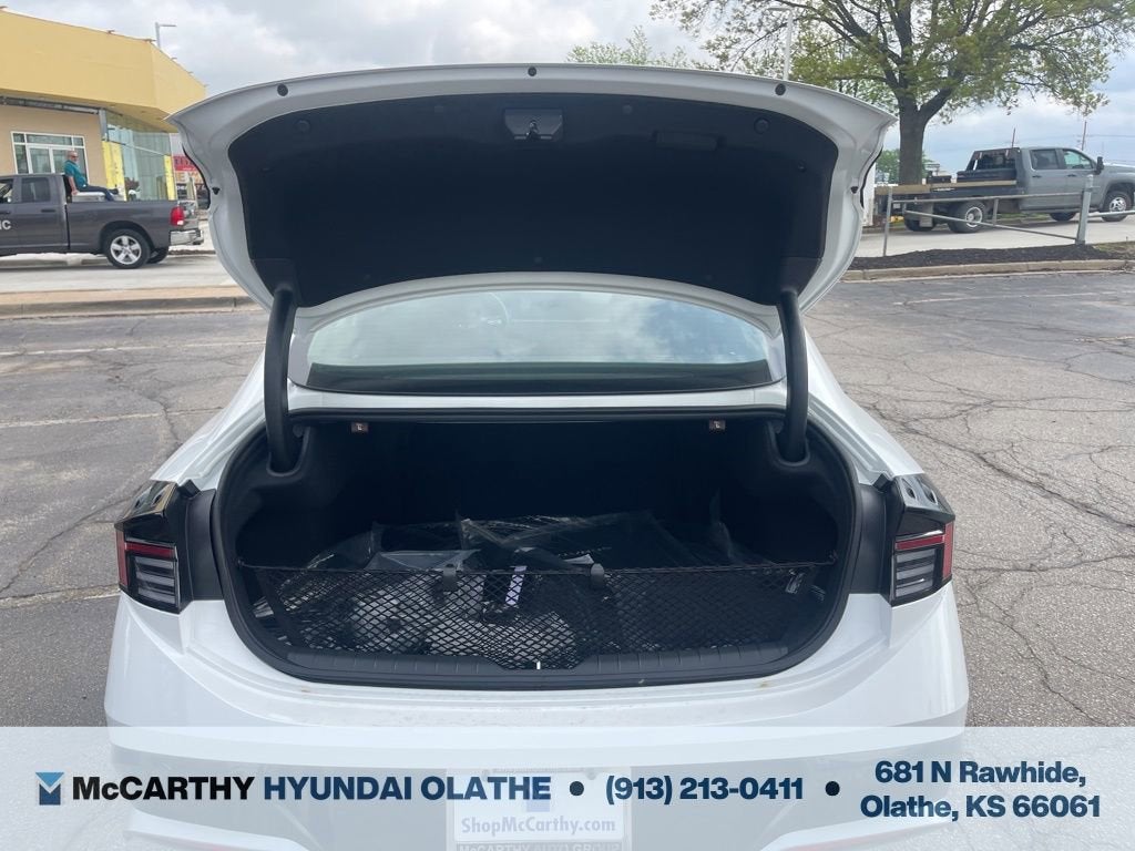 2025 Hyundai SONATA HYBRID SEL