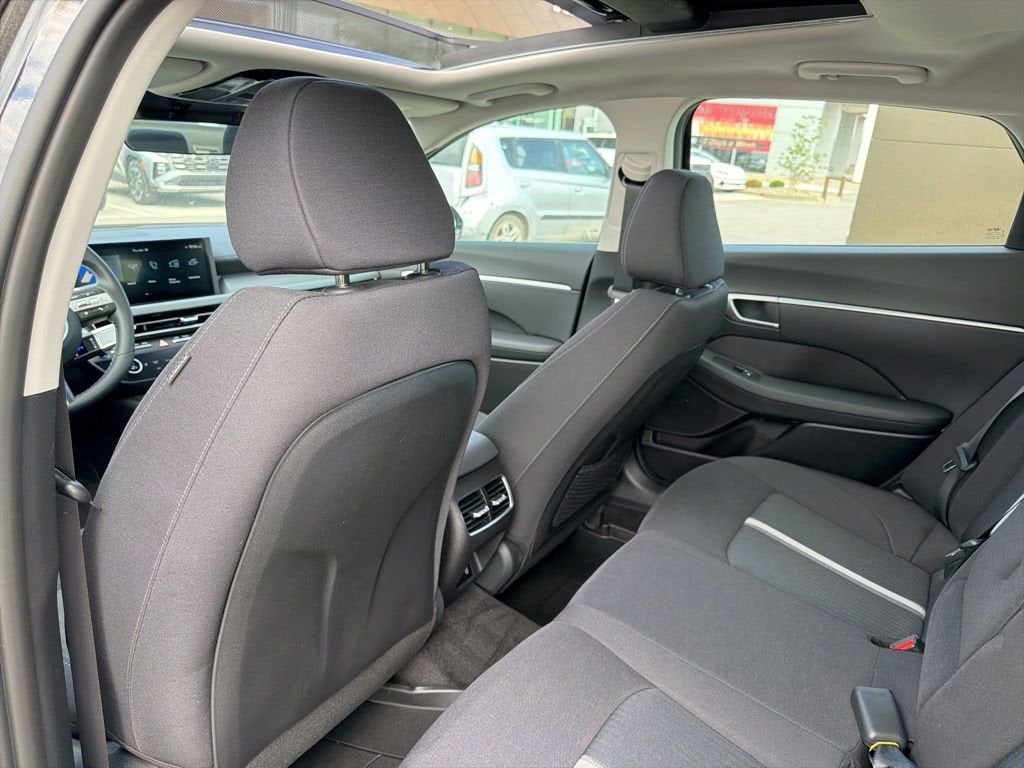 2026 Hyundai SONATA HYBRID SEL