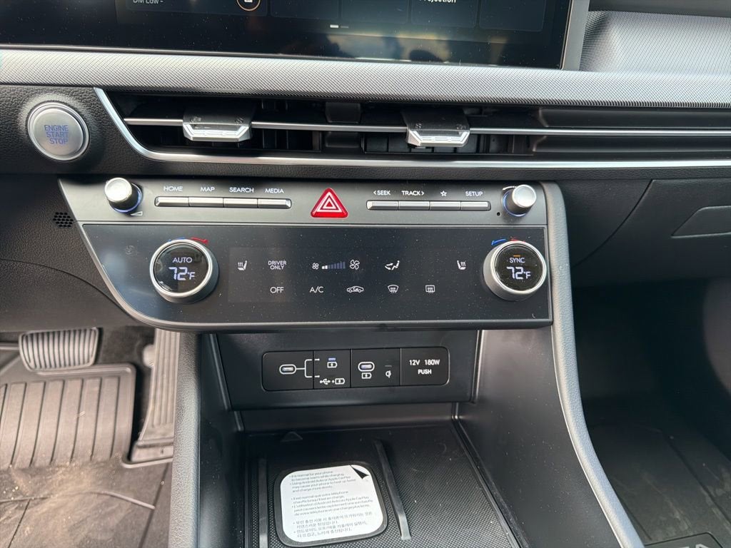 2026 Hyundai SONATA HYBRID SEL