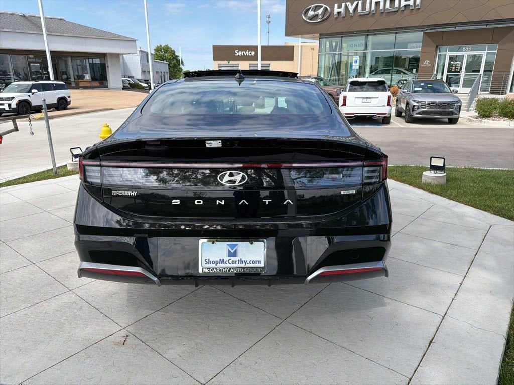 2026 Hyundai SONATA HYBRID SEL
