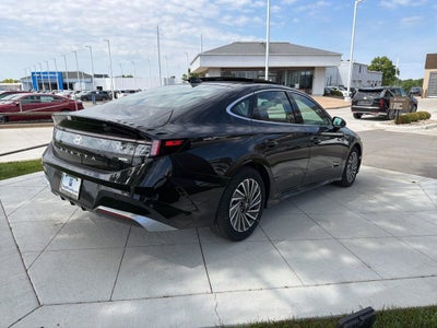 2026 Hyundai SONATA HYBRID SEL