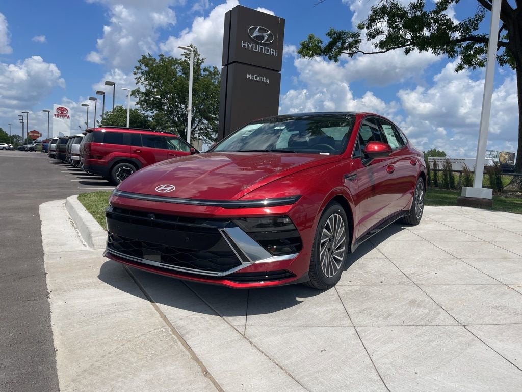 2025 Hyundai SONATA HYBRID Limited