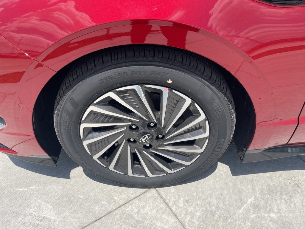 2025 Hyundai SONATA HYBRID Limited