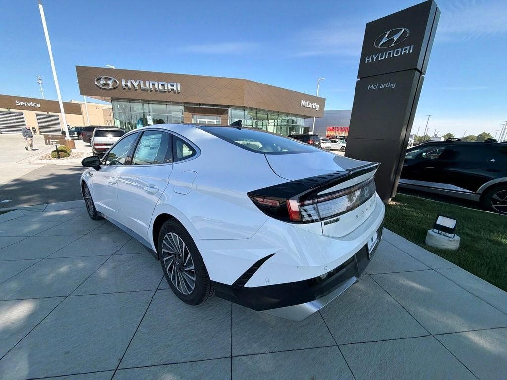 2026 Hyundai SONATA HYBRID Limited