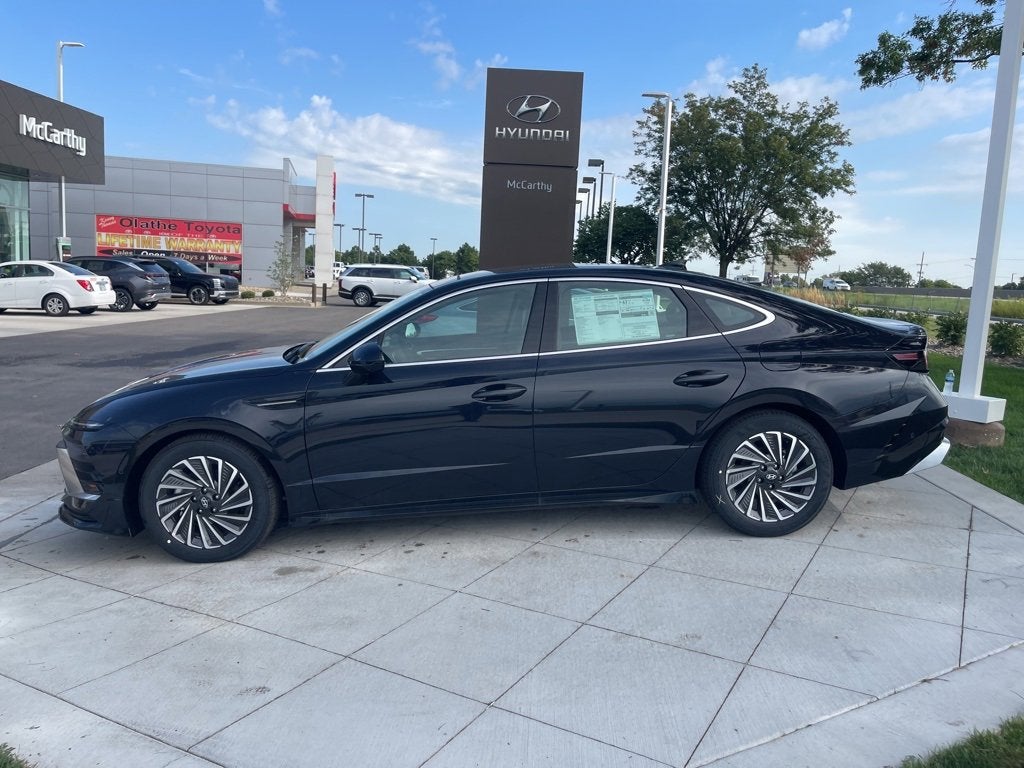 2025 Hyundai Sonata Hybrid Limited