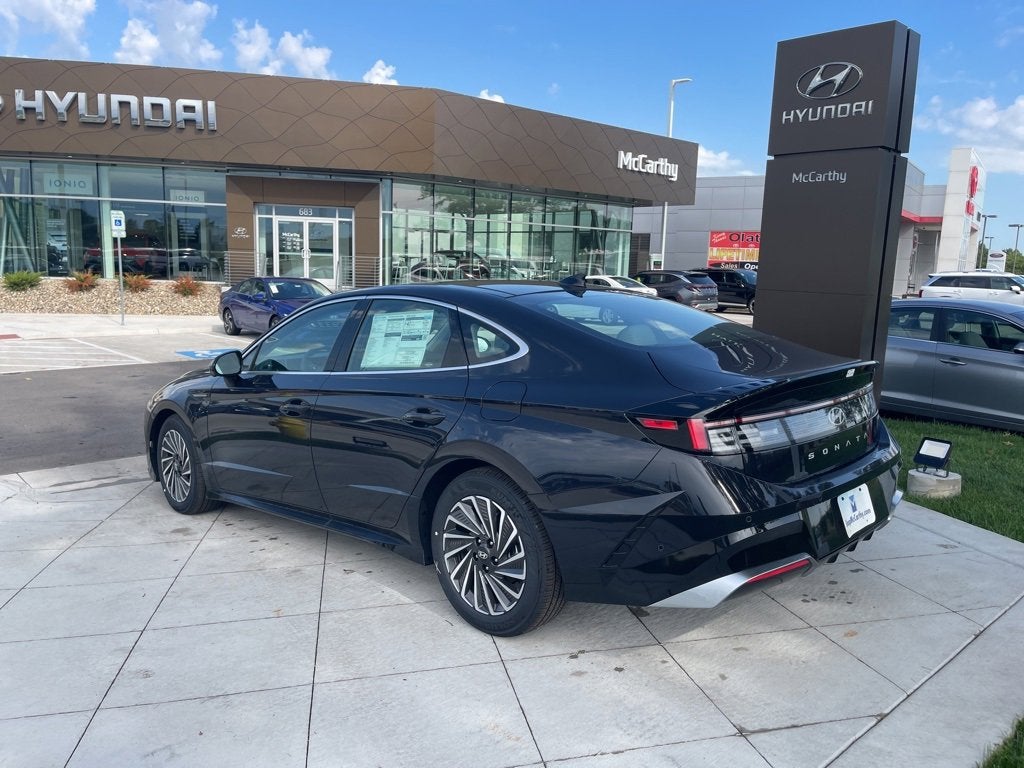 2025 Hyundai Sonata Hybrid Limited